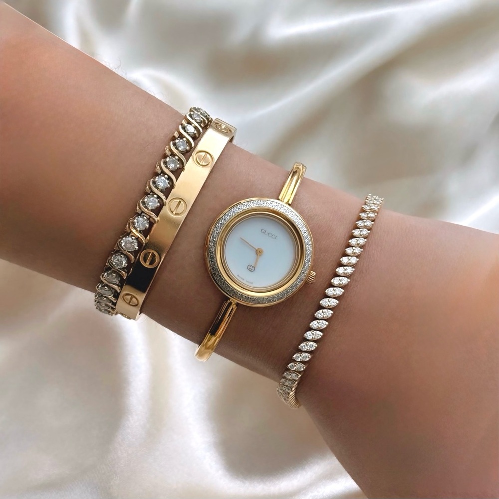 AUTHENTIC VINTAGE GUCCI PLAY 12 BEZEL WATCH (WITH DIAMOND CUT BEZEL) - FULL SET - Picture 2 of 11